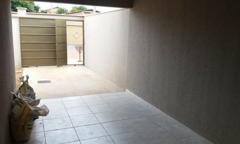Casa 2/4 Com Uma Suí...