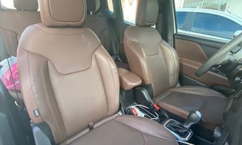 Jeep Renegade...
