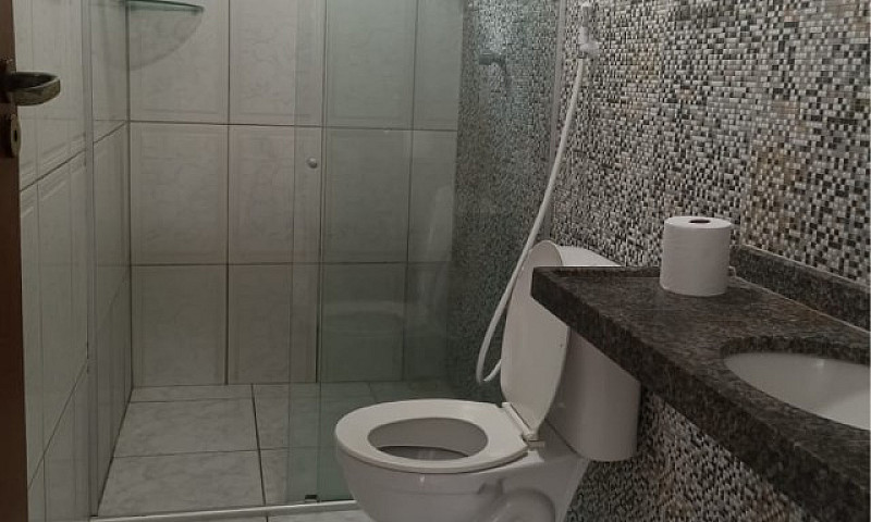 Duas Casas No Loteam...