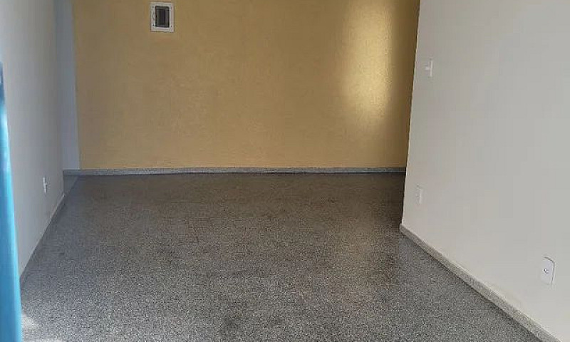Ótima Localização !A...