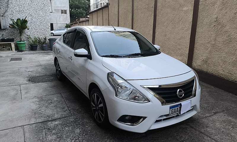 Nissan Versa Sl 1.6 ...