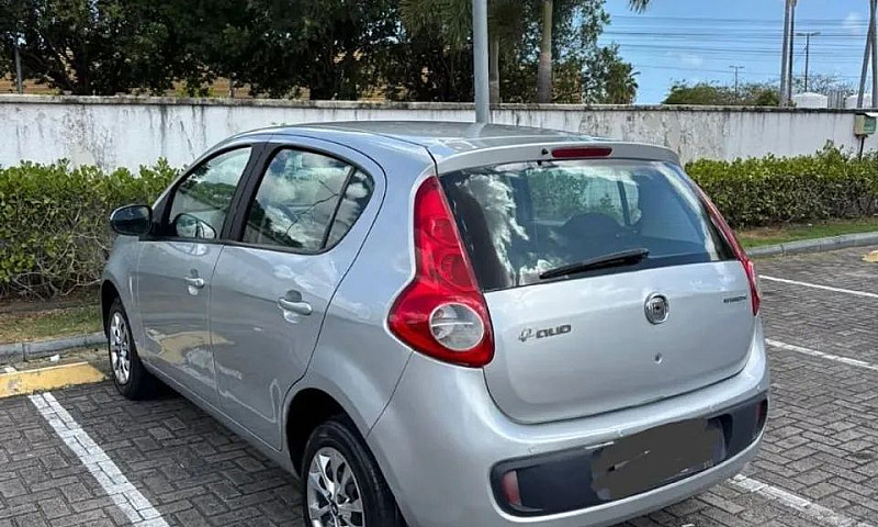 Fiat Palio Attractiv...