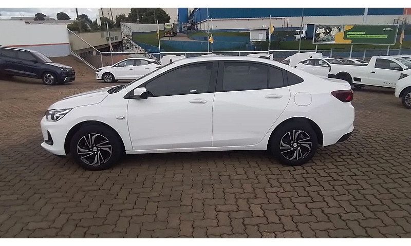 Chevrolet Onix Plus ...