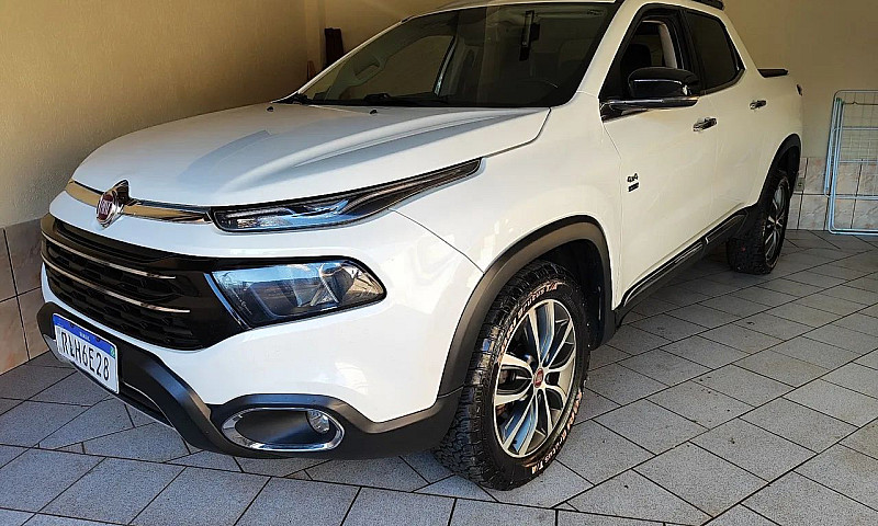 Fiat Toro Volcano 2....