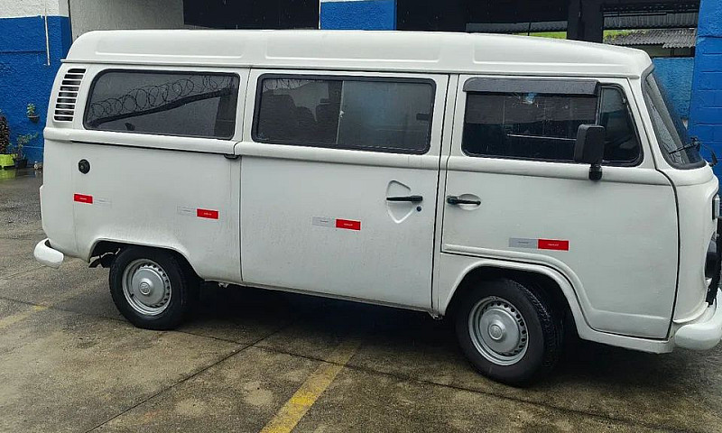 Volkswagen Kombi Lot...