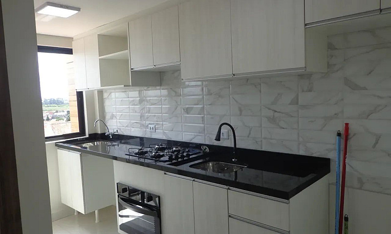 Apartamento Semimobi...