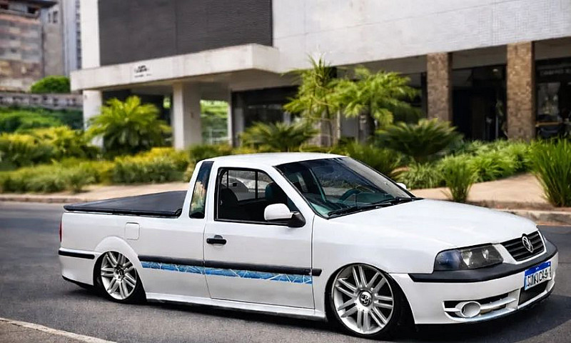 Volkswagen Saveiro 1...