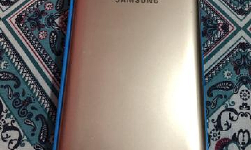 Galaxy J4 32Gb...
