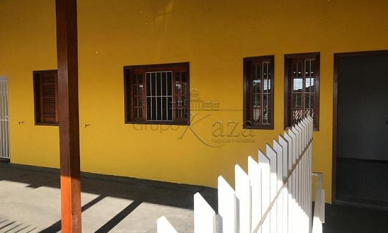 Ótima Casa Com 250 M...