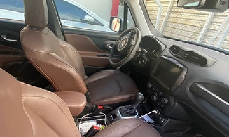 Jeep Renegade...