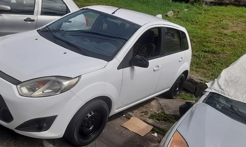Fiesta Hatch Rocam 1...