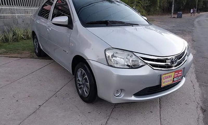 Etios Sedan 1.5 Flex...