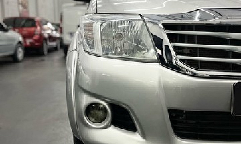 Toyota Hilux Srv 3.0...