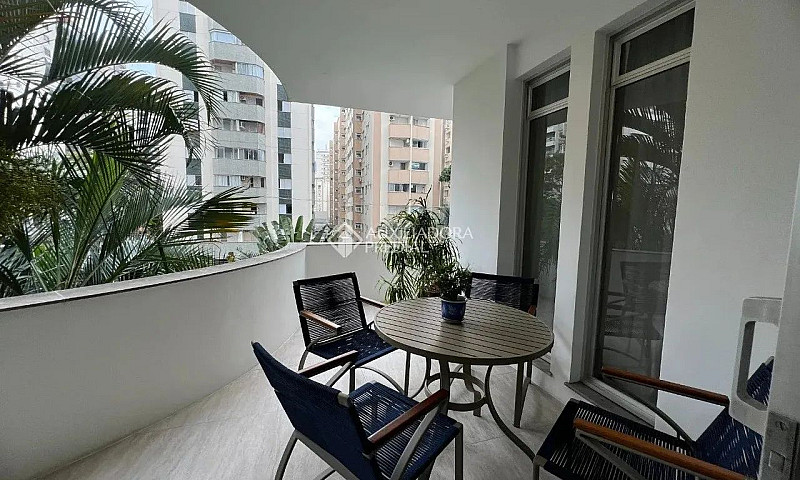 Exclusivo Apartament...