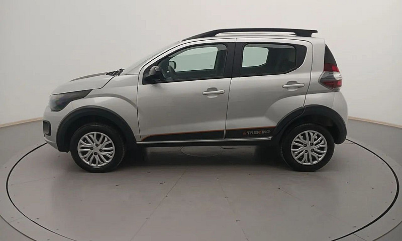 Fiat Mobi Trekking 1...