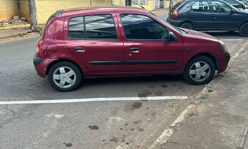 Renault Clio Auth. /...