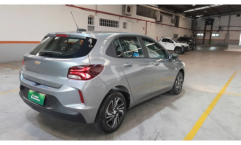 Chevrolet Onix Hatch...
