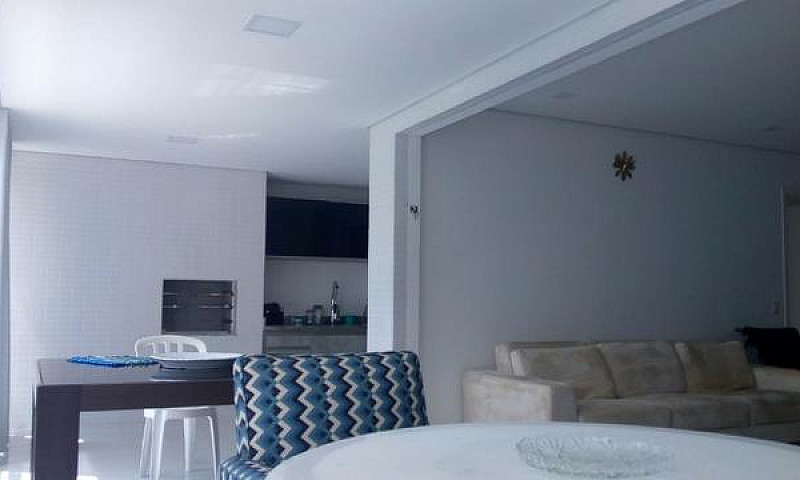 Apartamento De 4 Suí...