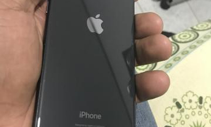 Iphone 8 Na Garantia...