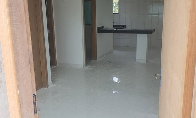 Apartamento De 2/4 P...
