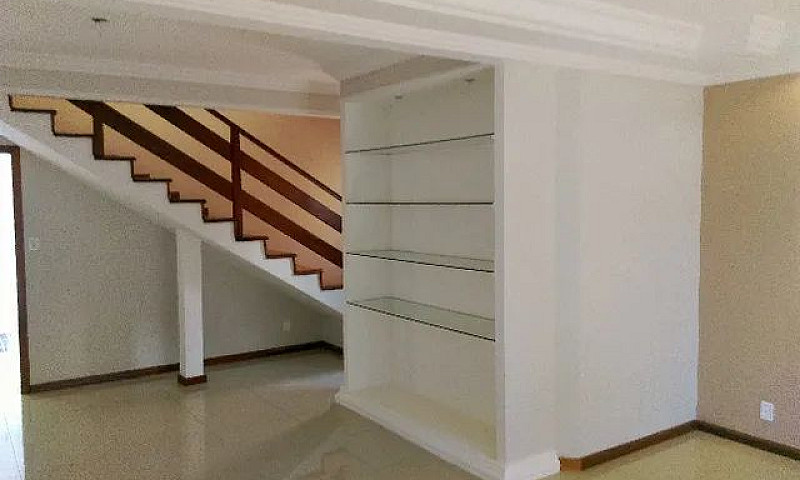 Triplex Jardim Laran...