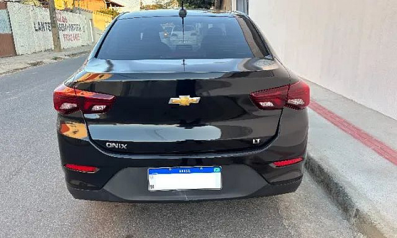 Chevrolet Onix Plus ...