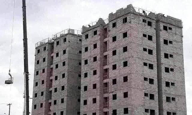 Apartamentos Na Zona...