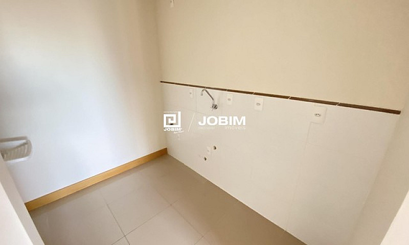 Apto 2 Dorm. Com Gar...