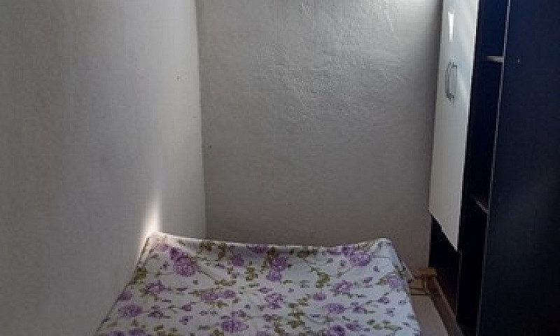 Aluguel De Quarto In...