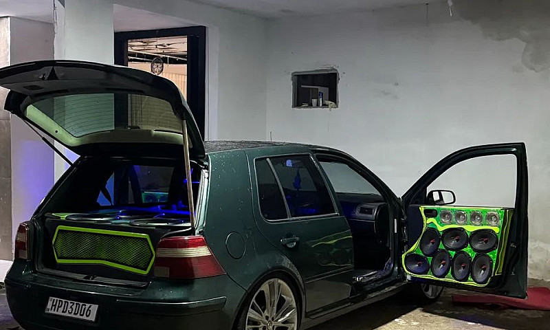 Volkswagen Golf 1.6 ...