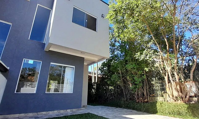 Vendo Casa Nova Sobr...