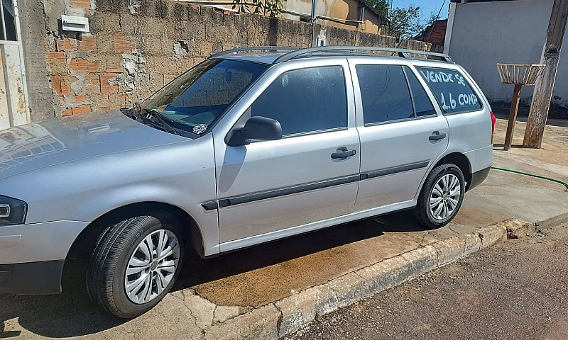 Volkswagen Parati 1....