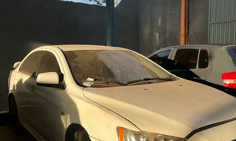 Mitsubishi Lancer 2....
