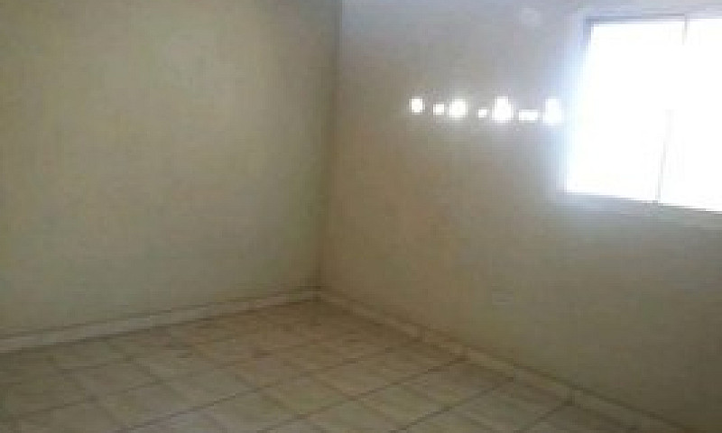 Aluga-Se Apartamento...