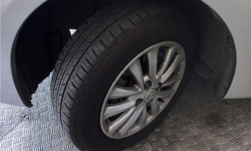 Toyota Etios 2016 1....