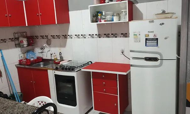 Aluga-Se Uma Casa No...