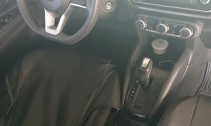 Kicks S 2018(Automát...