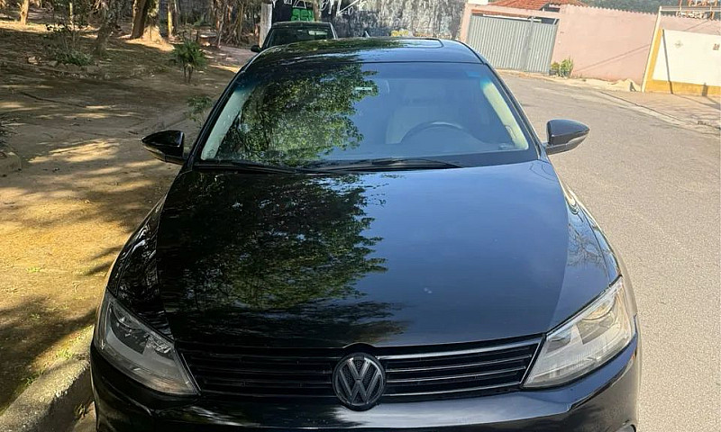 Vendo Volkswagen Jet...