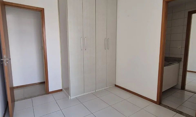 Cond Salvador Dali A...