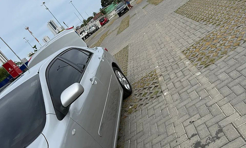 Toyota Corolla Gli 1...