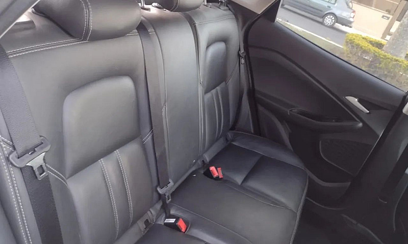 Chevrolet Tracker Lt...