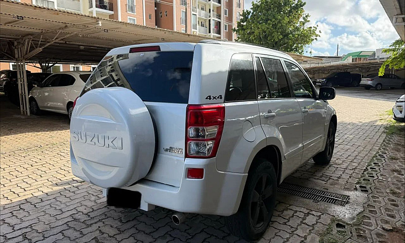 Suzuki Grand Vitara ...
