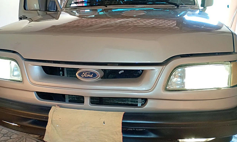 Ford F-1000 Super Di...