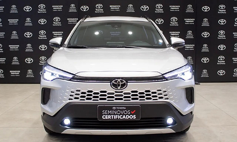 Toyota Corolla Cross...