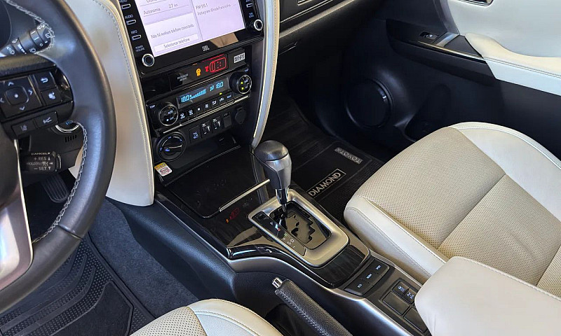 Toyota Hilux Sw4 Dia...