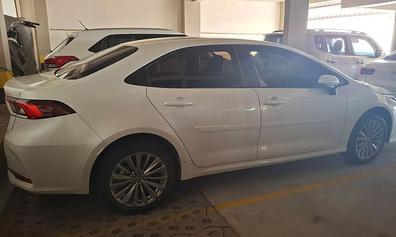 Toyota Corolla Xei 2...