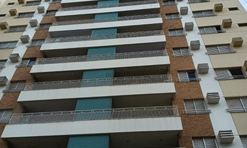 Lindo E Amplo Aparta...
