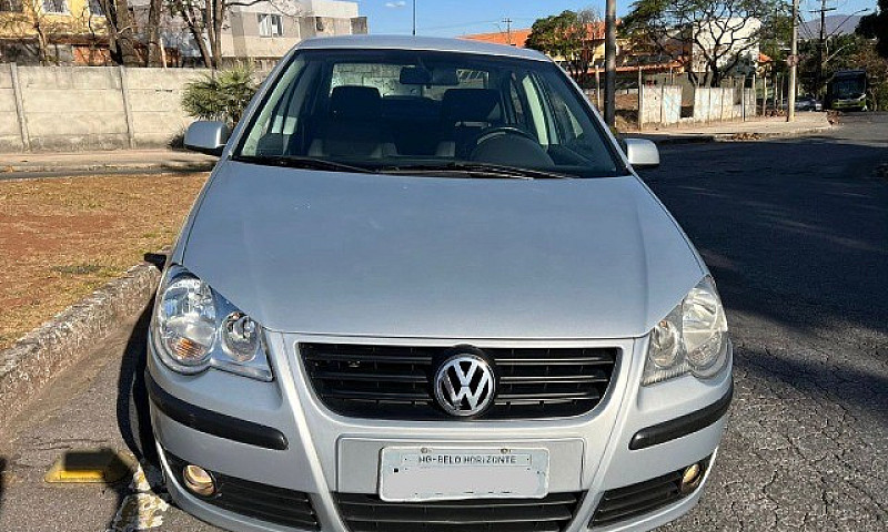 Polo 1.6 Sedan...