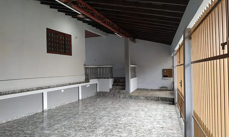 Casa A Venda...