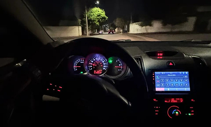 Kia Motors Cerato 1....